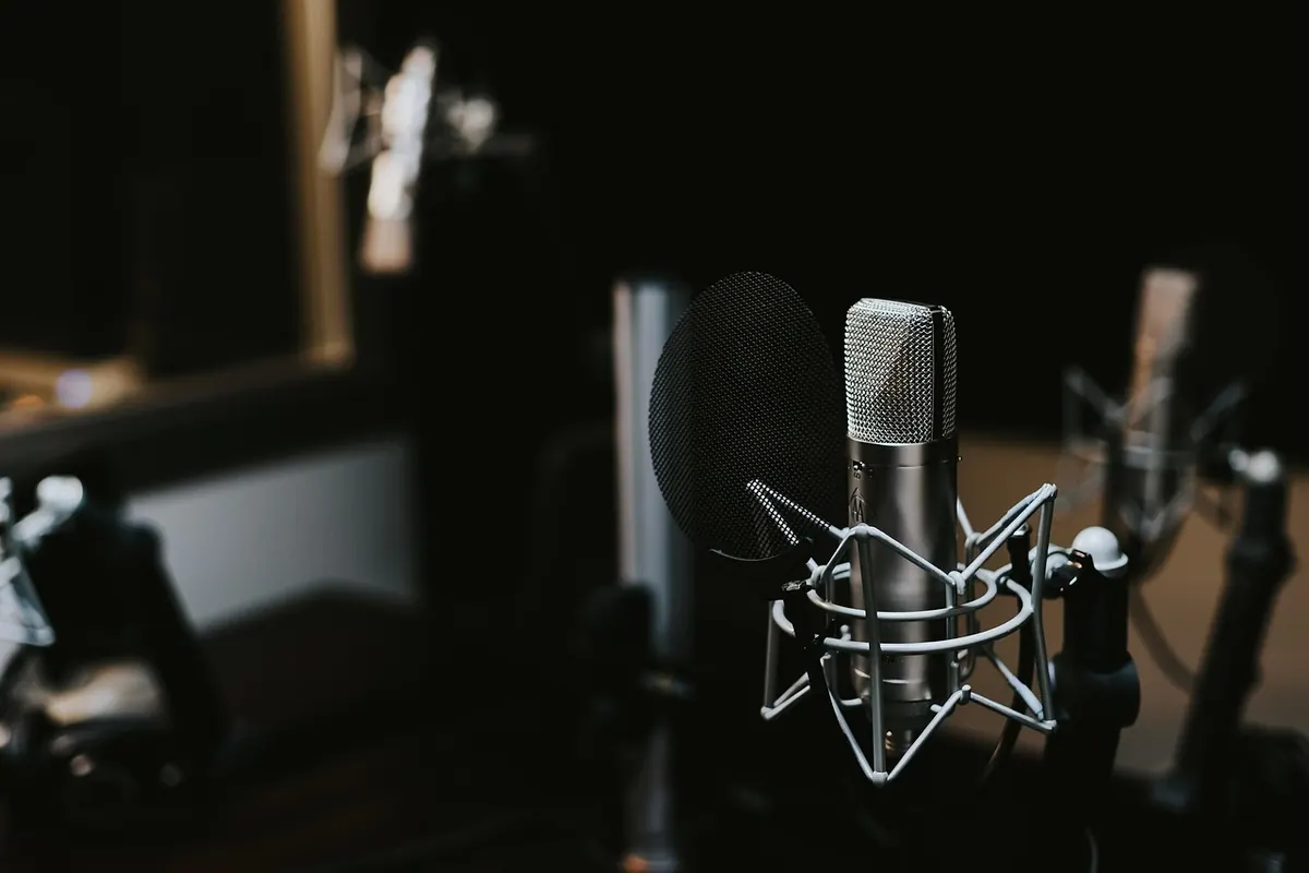 How to Create Seamless Loops for Ambient Tracks