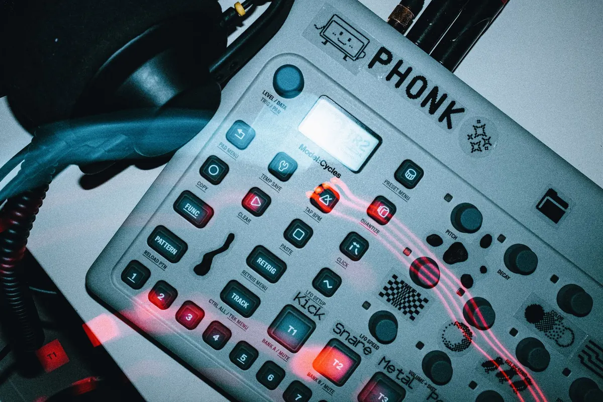The Best Free Ambient Sample Packs for Beginners